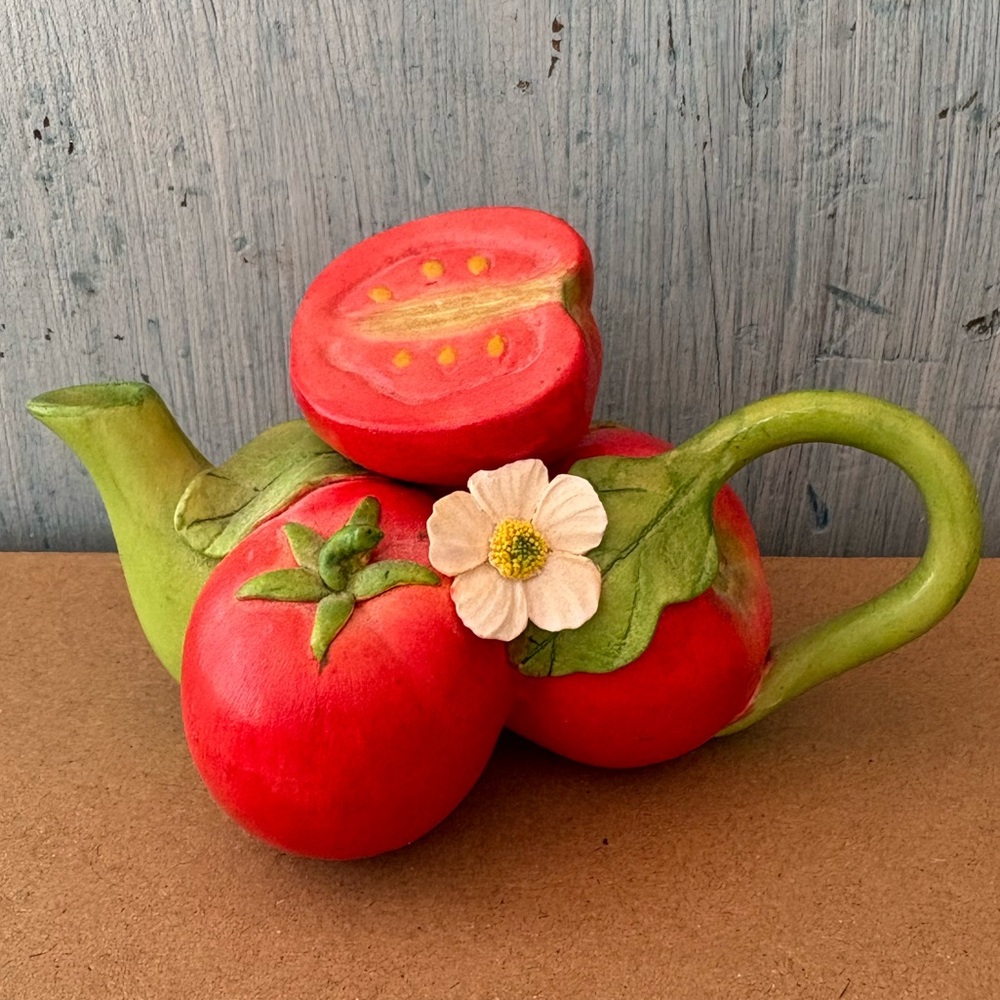Tomato-Themed Mini Ceramic Teapot, Artisan Hand-Crafted